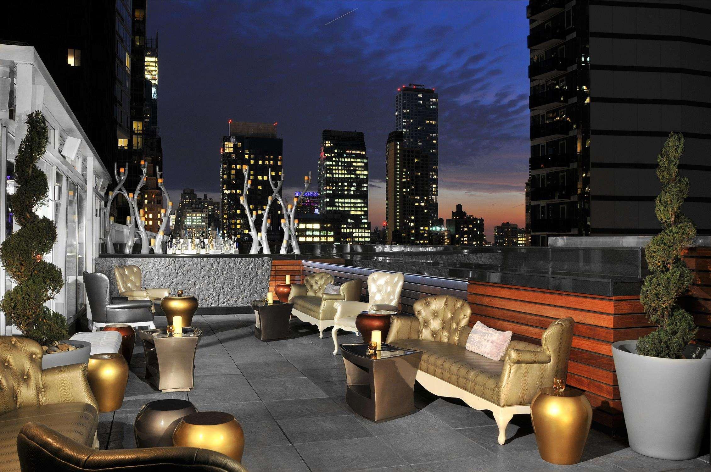 Kimpton Theta New York - Times Square By Ihg Nova York Exterior foto The Standard East Village