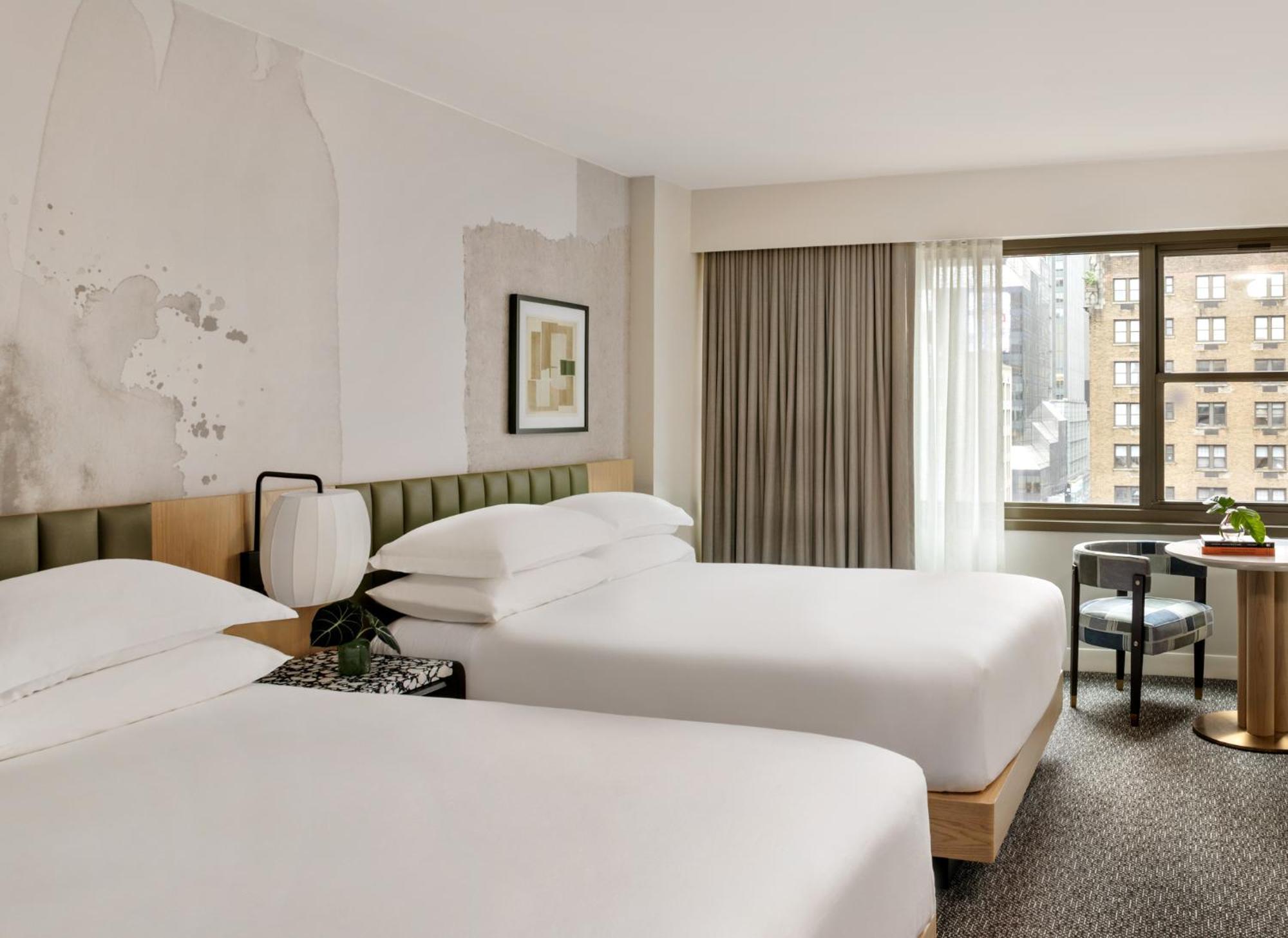 Kimpton Theta New York - Times Square By Ihg Nova York Exterior foto A guest room at the hotel