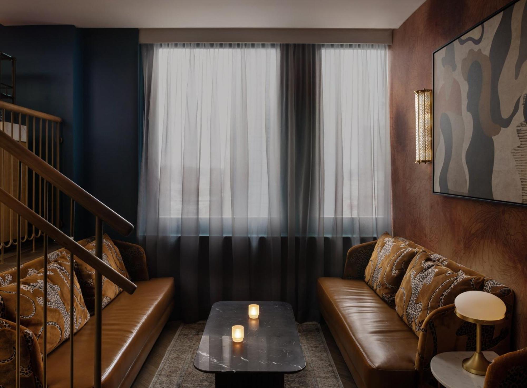 Kimpton Theta New York - Times Square By Ihg Nova York Exterior foto The interior of the restaurant